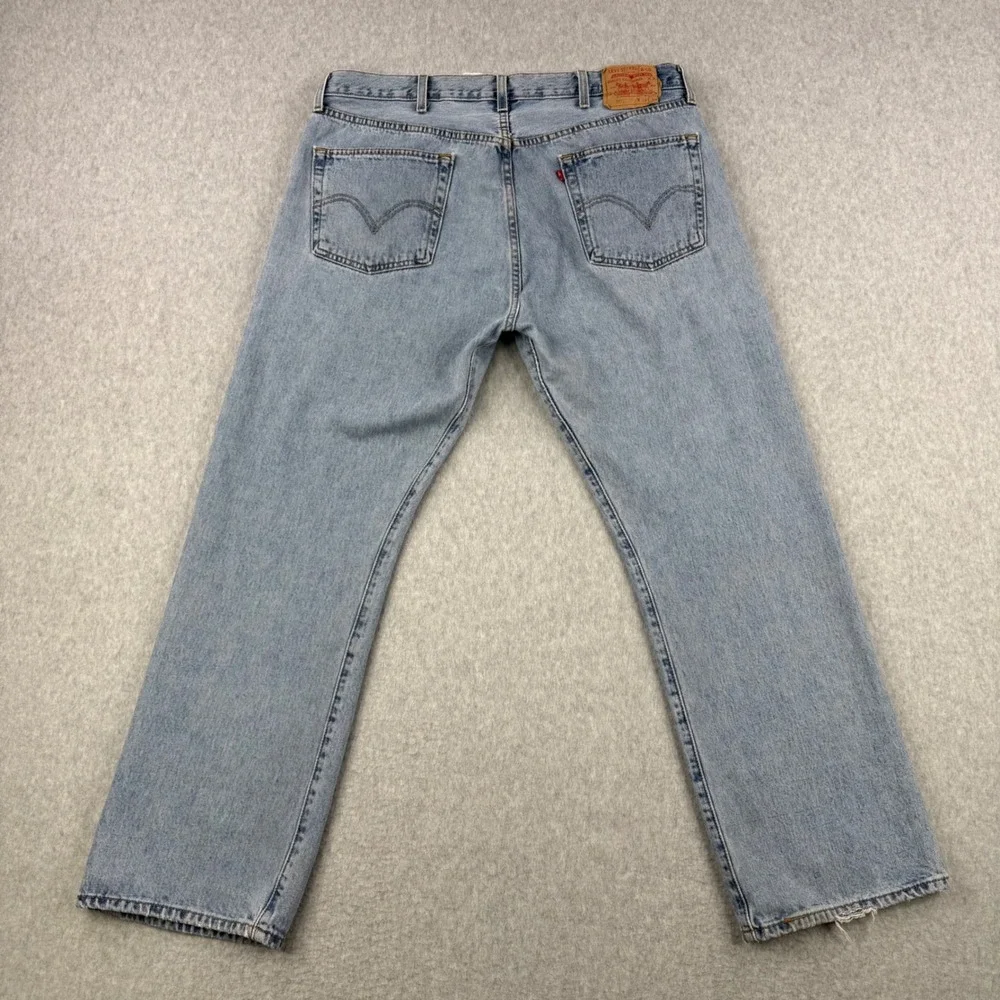 Vintage Levis Jeans Mens Fits 40x30 Blue 501 Straight Leg Y2K Button Fly Denim